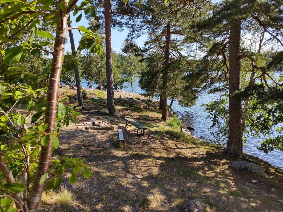Varhaga Vandrarhem Sjuntorp Exteriér fotografie