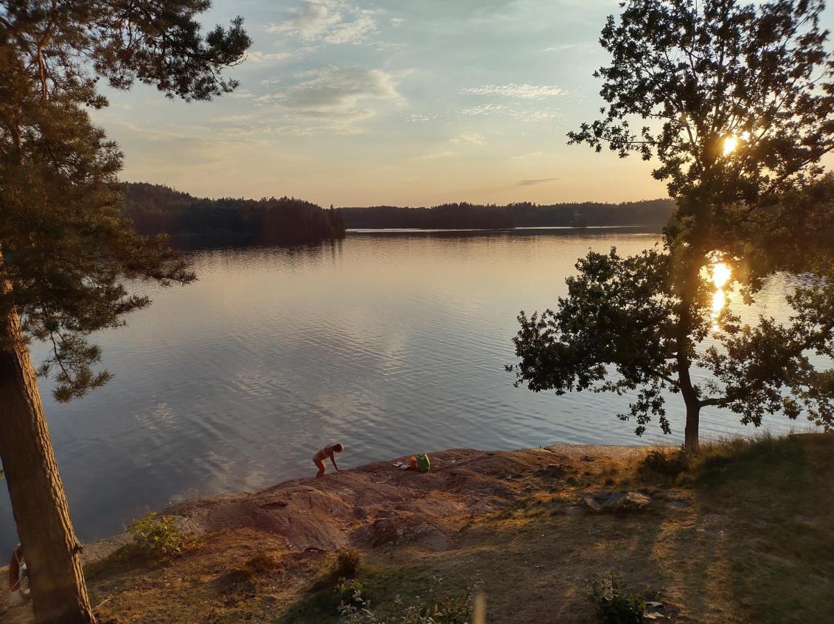 Varhaga Vandrarhem Sjuntorp Exteriér fotografie